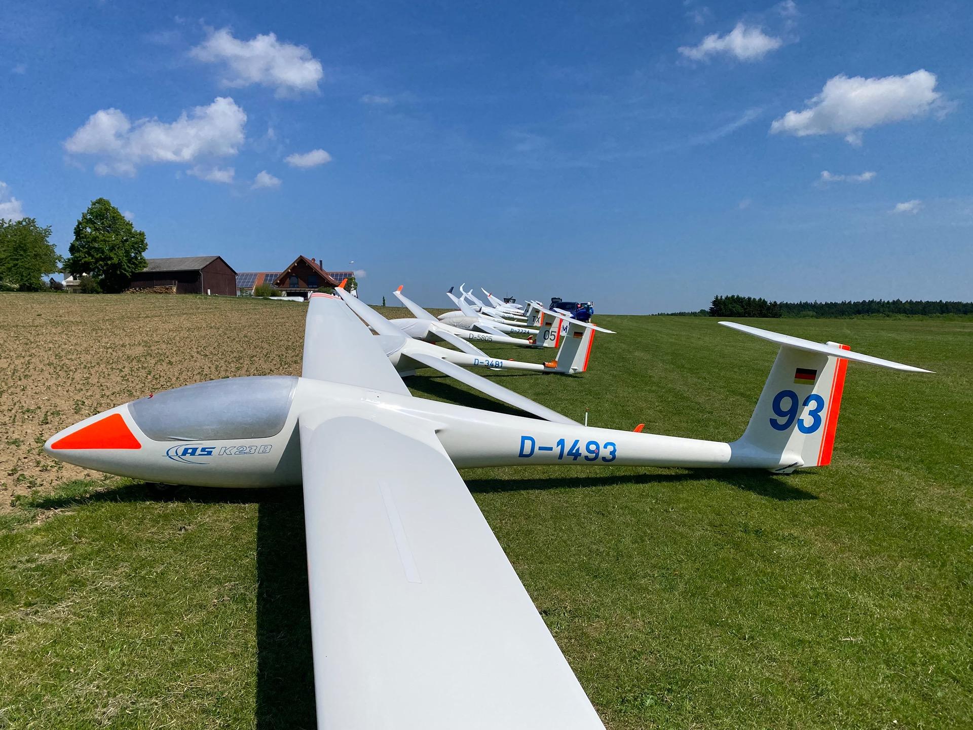 Erfolgreiches Fluglager am Segelflugplatz Gammelsdorf